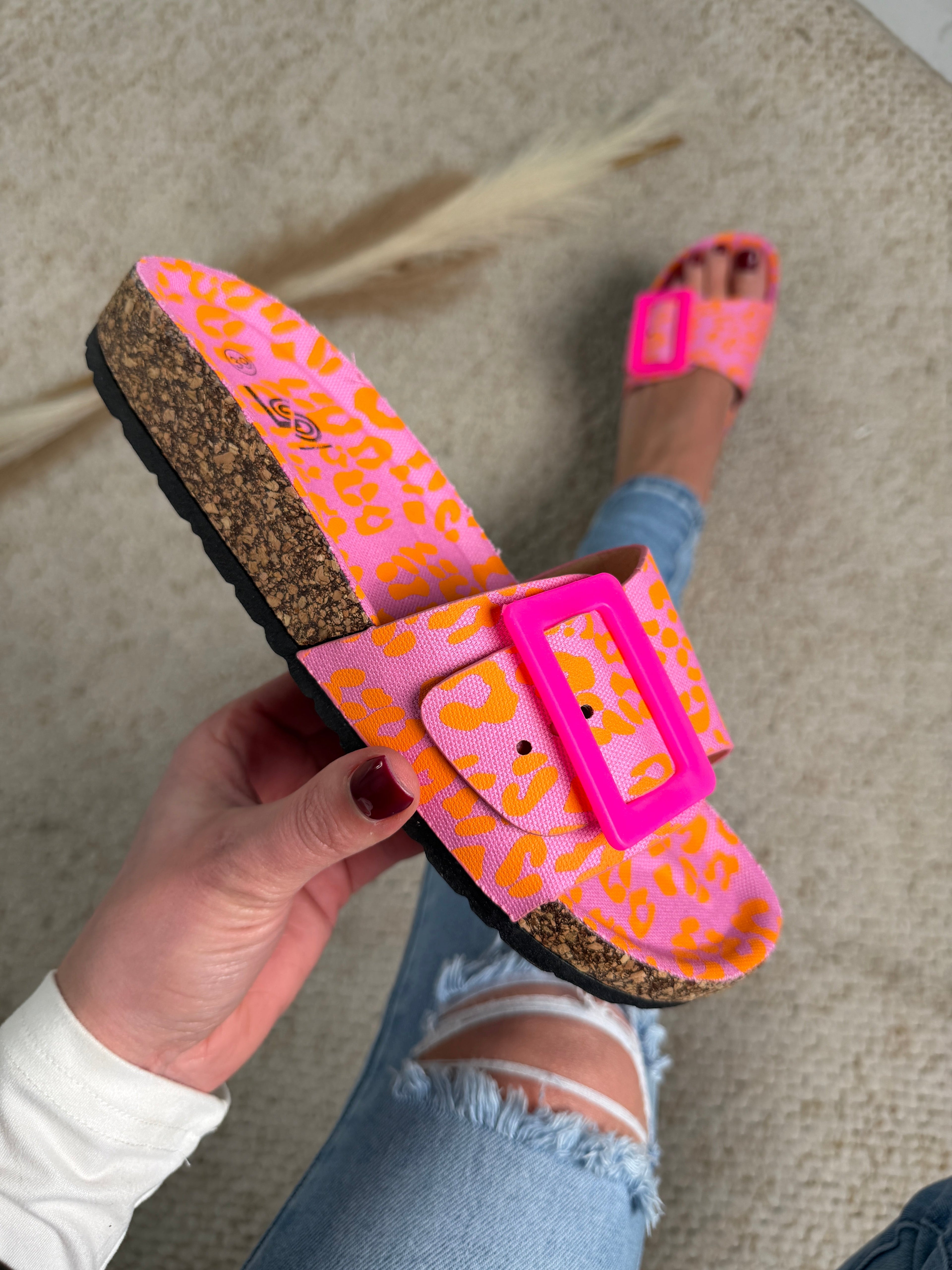 SANDALIAS PRINT NARANJA CON HEBILLA