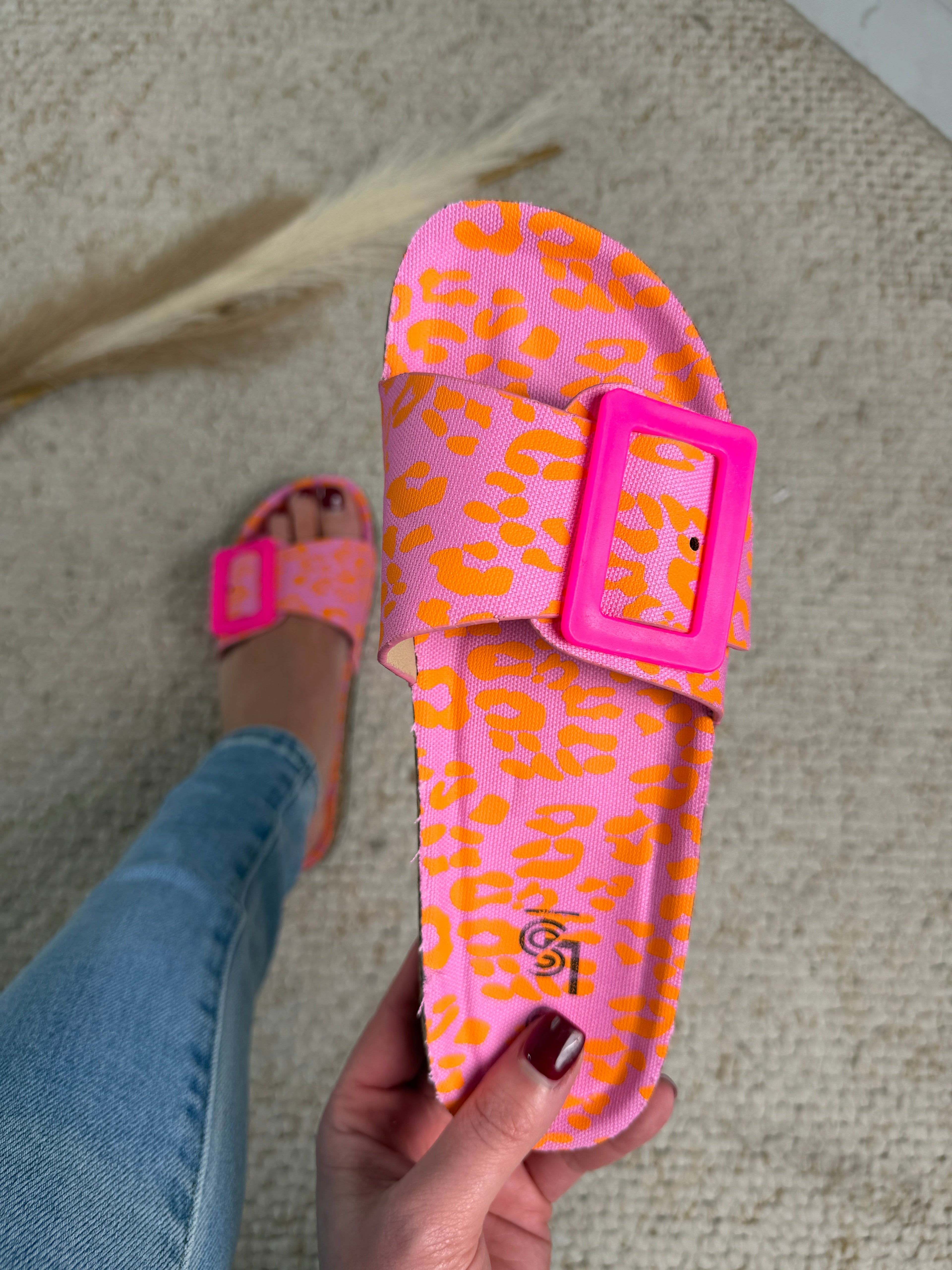 SANDALIAS PRINT NARANJA CON HEBILLA